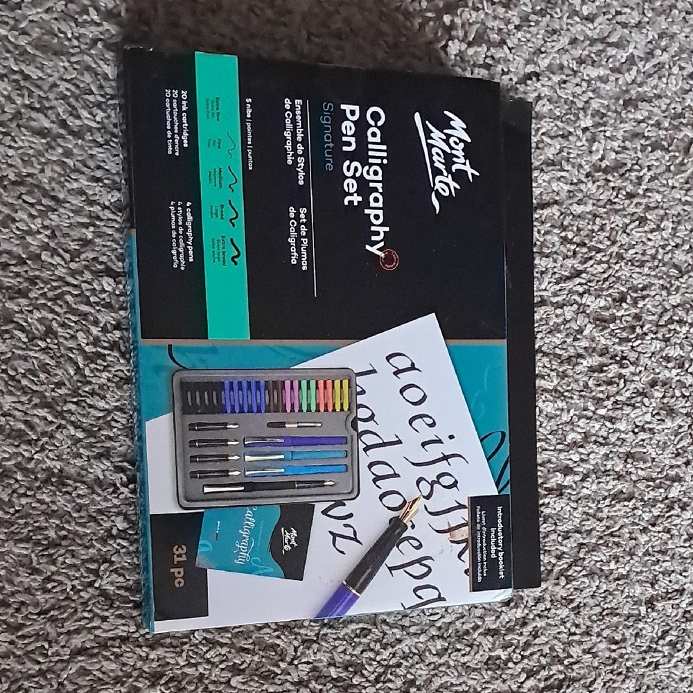 Calligraphy Pen Set - Multicolor